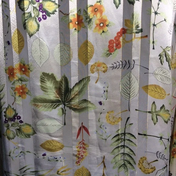 Maggie Barnes Nature Botanical Print Top - Picture 4 of 5
